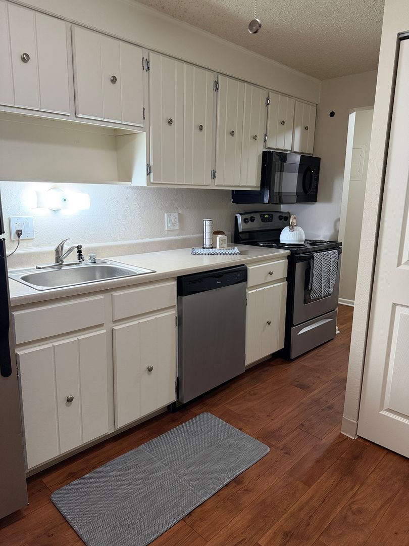 Cimarron Apartments 2 of 12