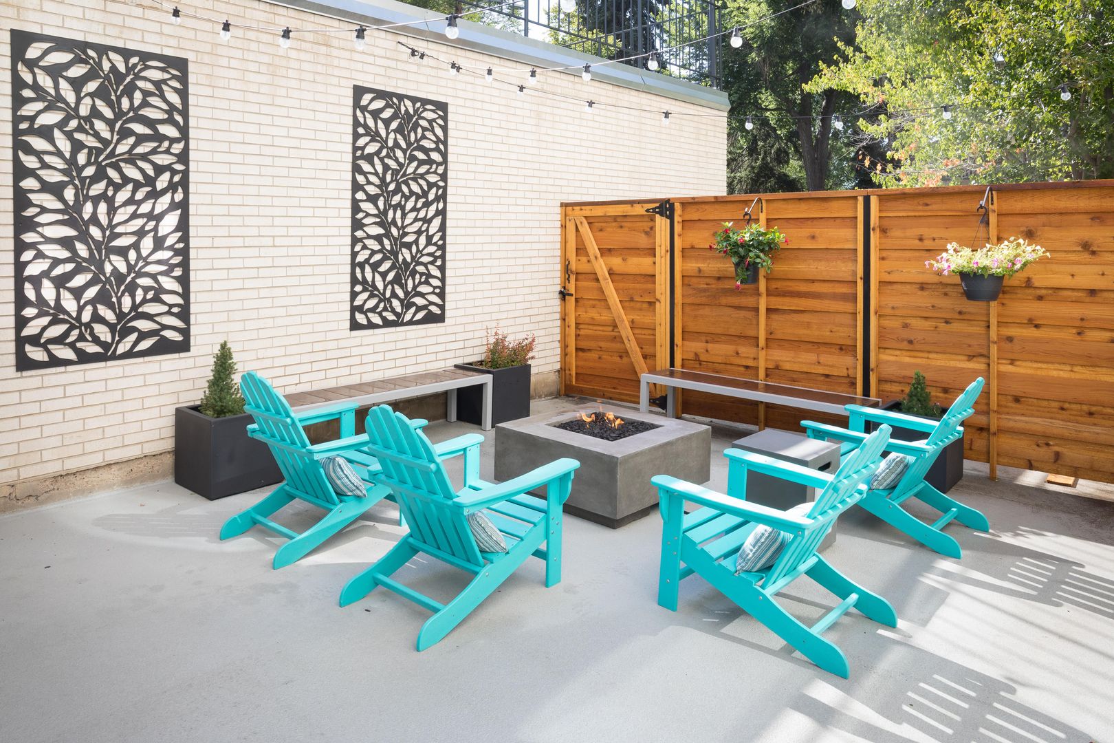 Denver Apartment: 818 N Logan St.