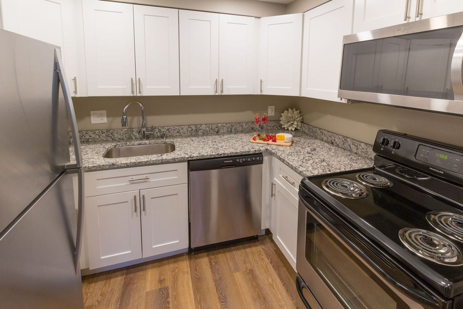 Park Sedona Apartments 2 of 12