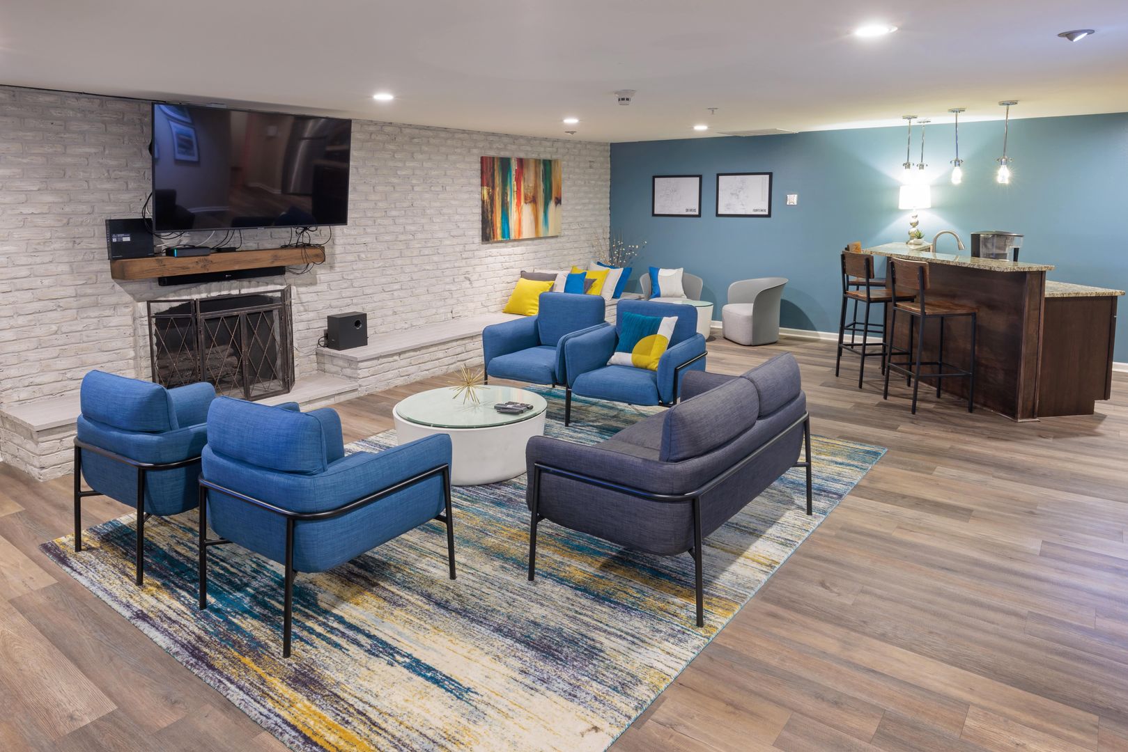 Denver Apartment: 818 N Logan St.