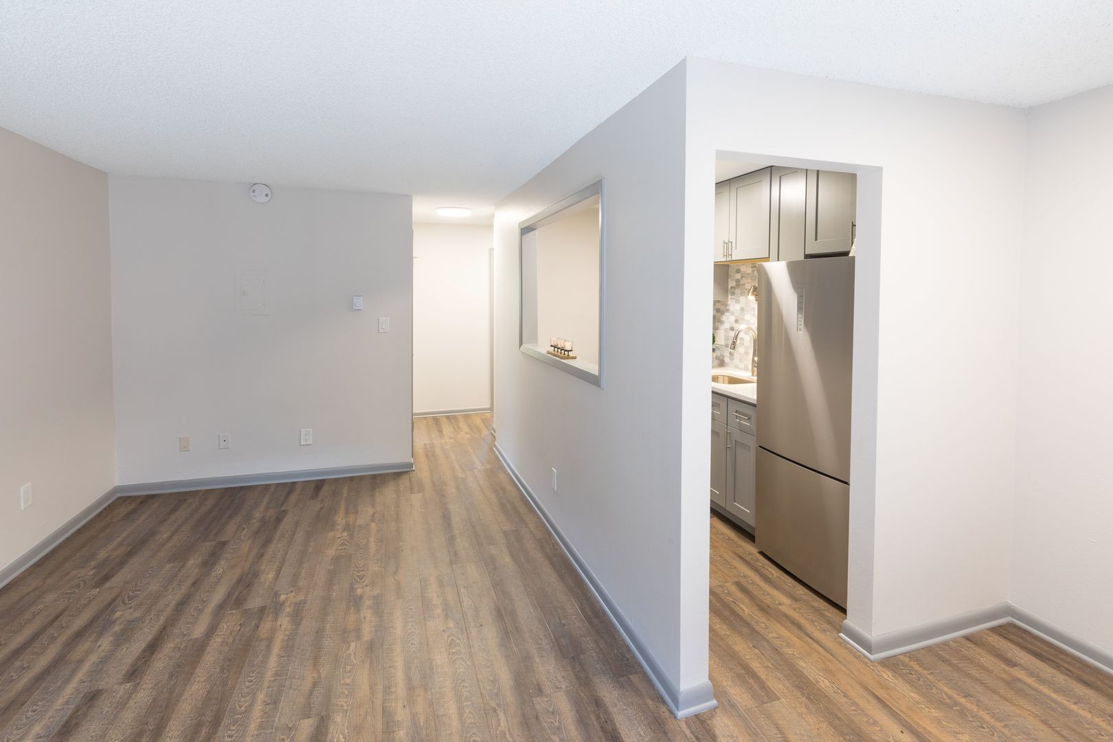 Englewood Apartment: 3535 S. Clarkson St.