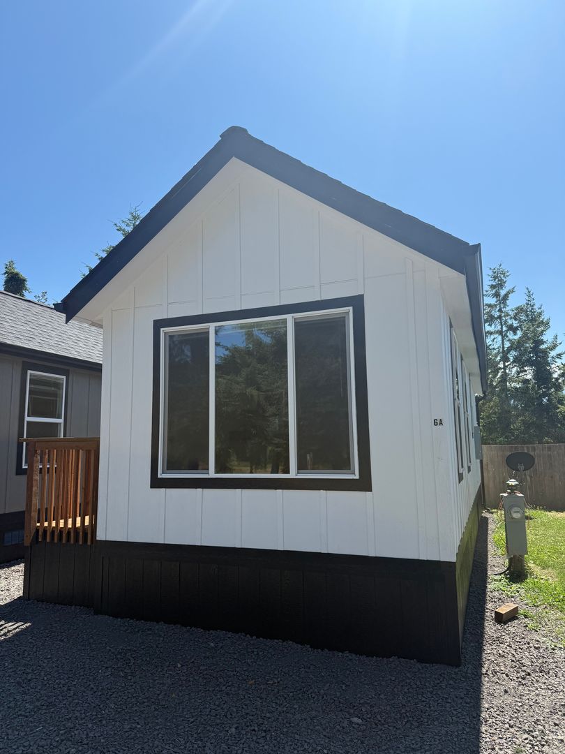 Port Angeles Apartment: 40 Sieberts Creek Rd