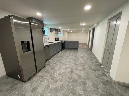 Updated, 3Bed,1Bath in the heart of the U district – photo 1