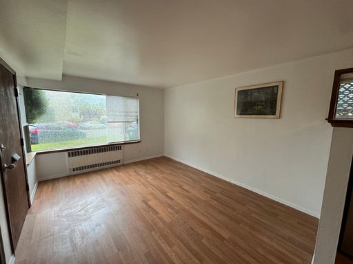 University District Apartment – photo 1