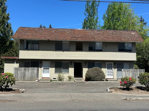 Lynnwood Apartment – photo 1