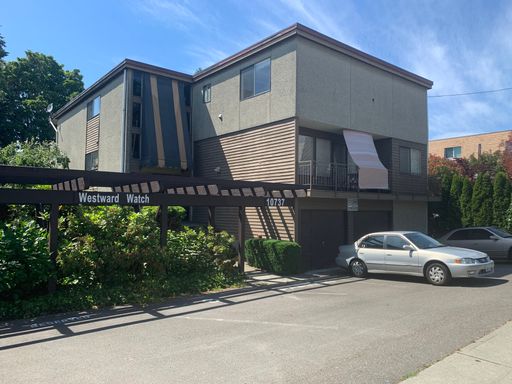 Greenwood Apartment – photo 1