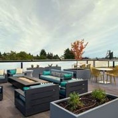 Modern One Bed With In Unit Laundry And Rooftop Deck! – photo 1