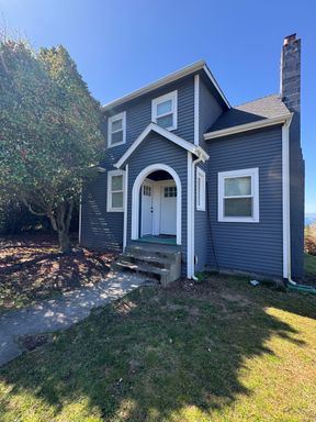 Comfortable & Spacious 1BR with Bonus Storage – Move-In Ready! – photo 1