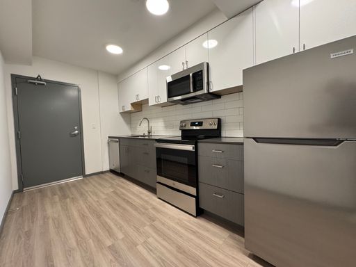 1 Bed 1 Bath MFTE unit near Greenlake **INCOME RESTRICTED – photo 1