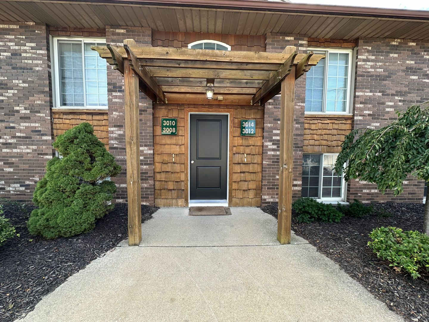 Grandville Apartment: 3006 Chicago Drive SW