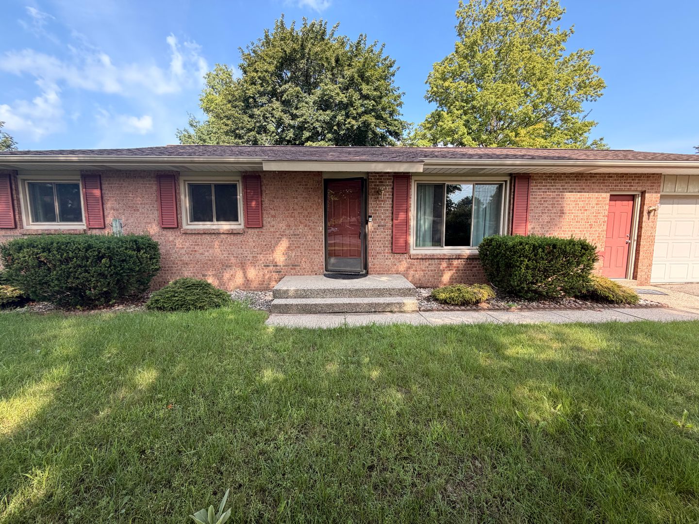 Jenison House: 7865 Ridgewood Dr.