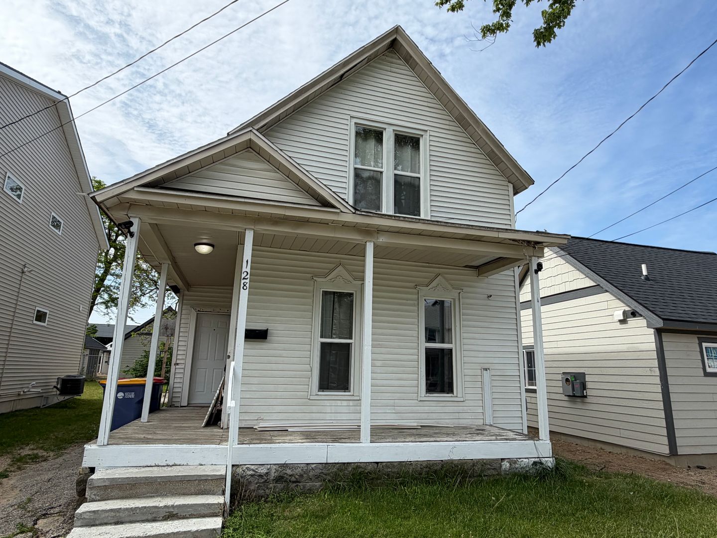 Grand Rapids House: 128 Fair St. SE