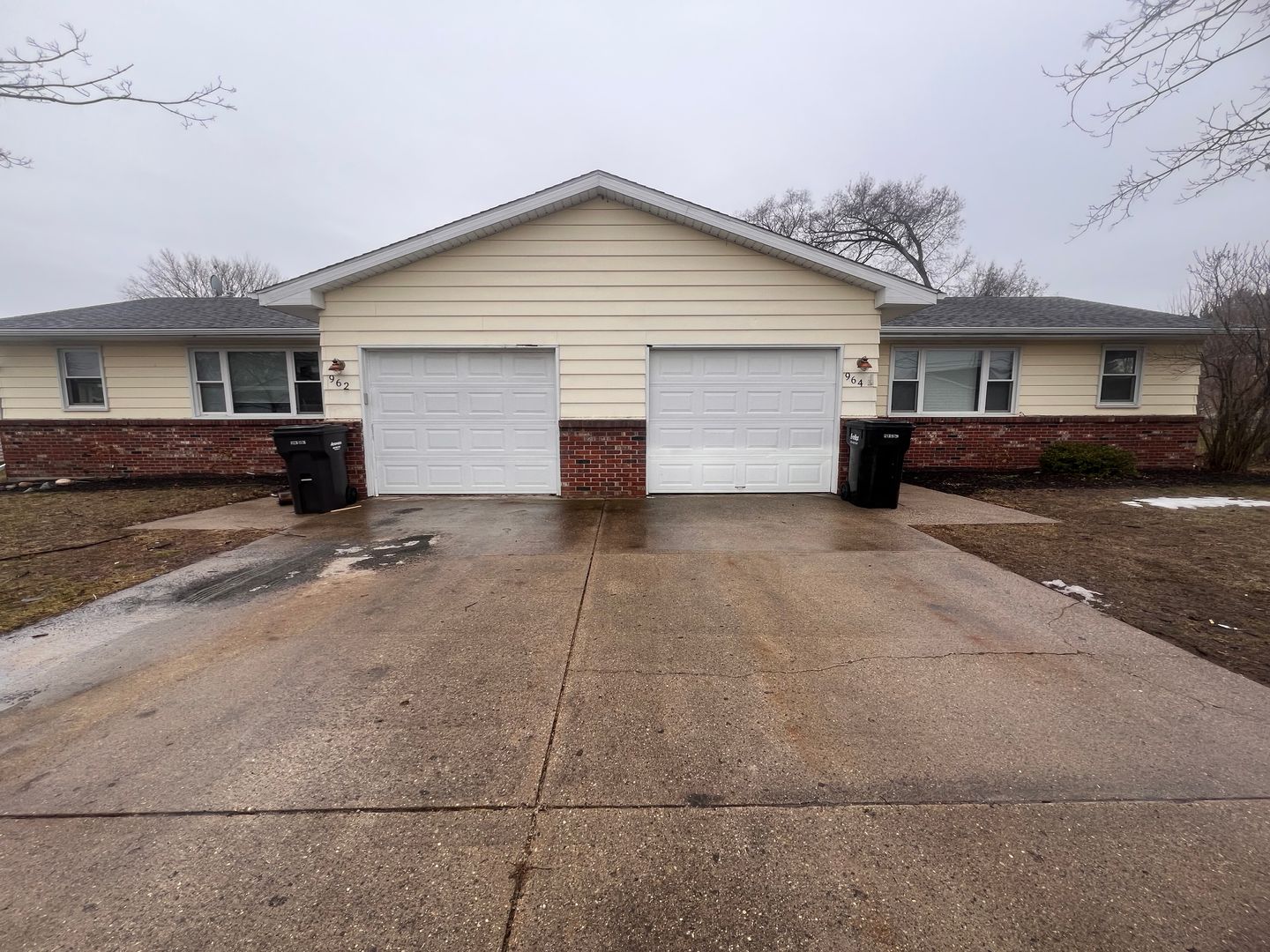 Jenison Multiplex: 964 Rosewood St