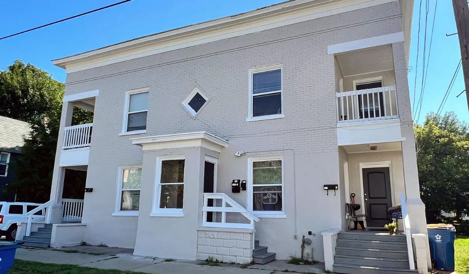 Grand Rapids Apartment: 202 Straight Ave SW Apt 1