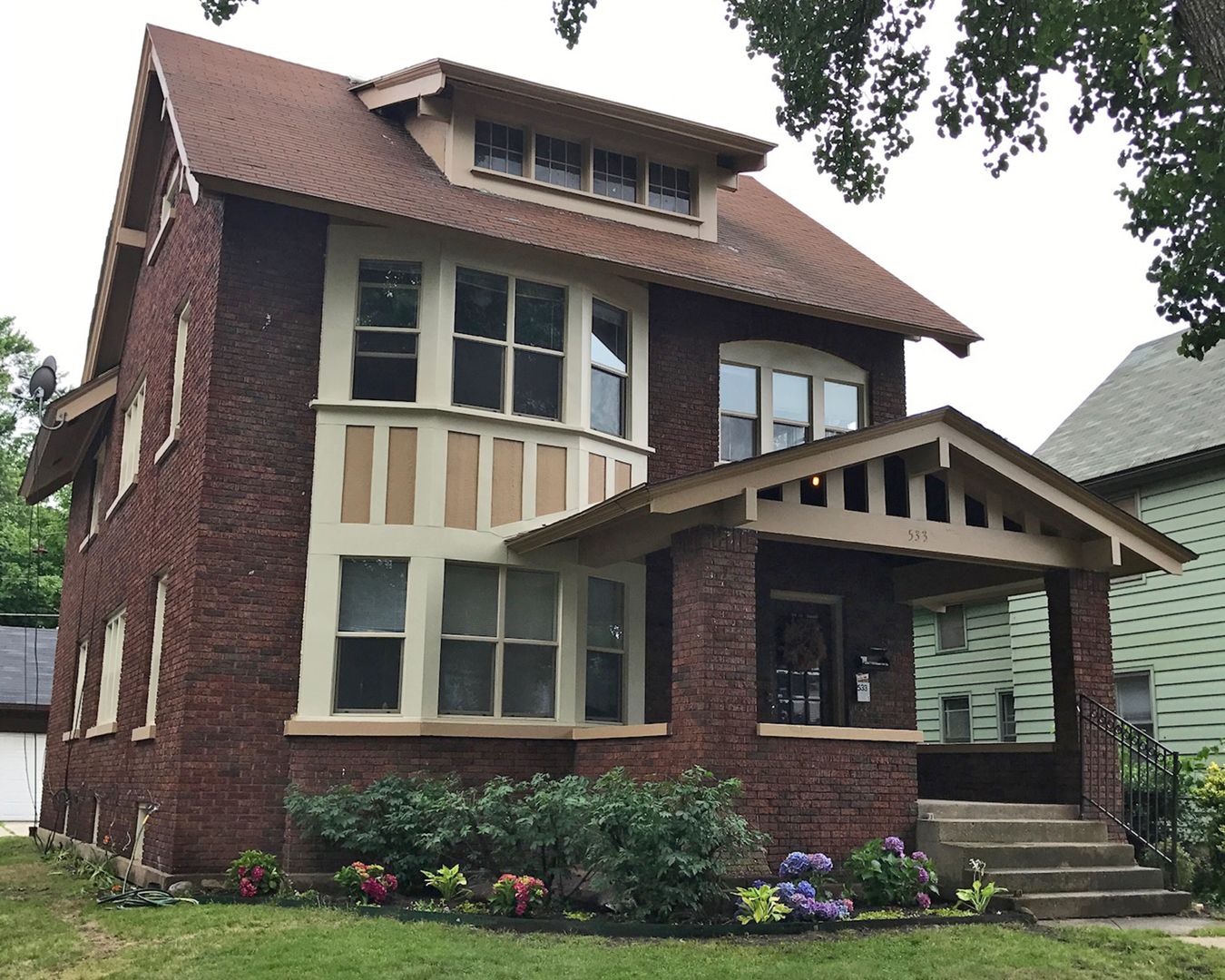 Grand Rapids Multiplex: 533 Livingston Ave NE