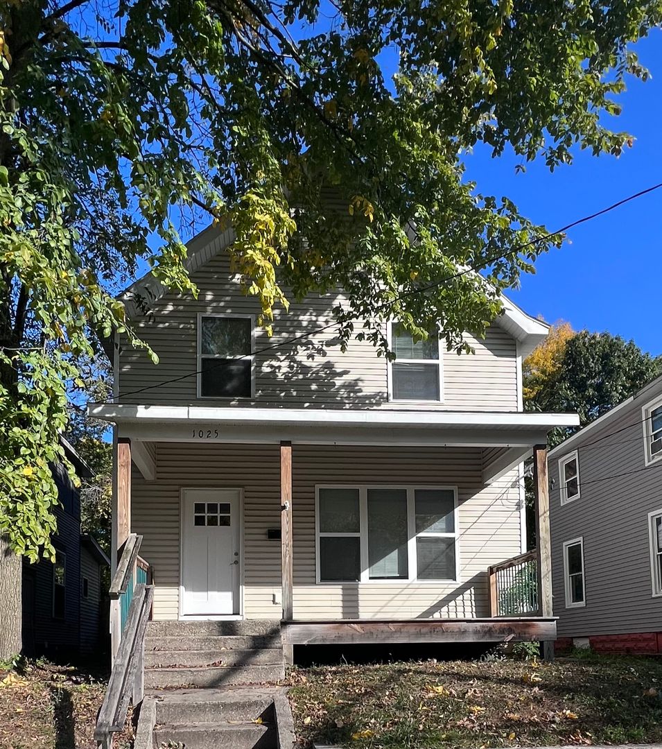 Grand Rapids House: 1025 Sherman St. SE