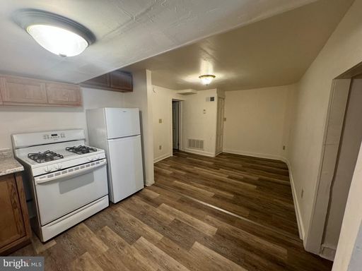 606 East Market Street, 1st FL Rear – photo 1