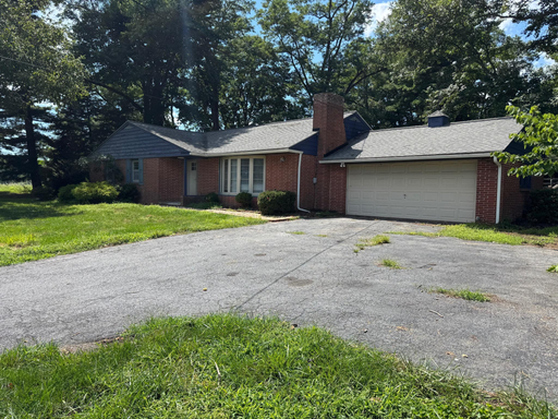 101 S Bonsall Rd – photo 1