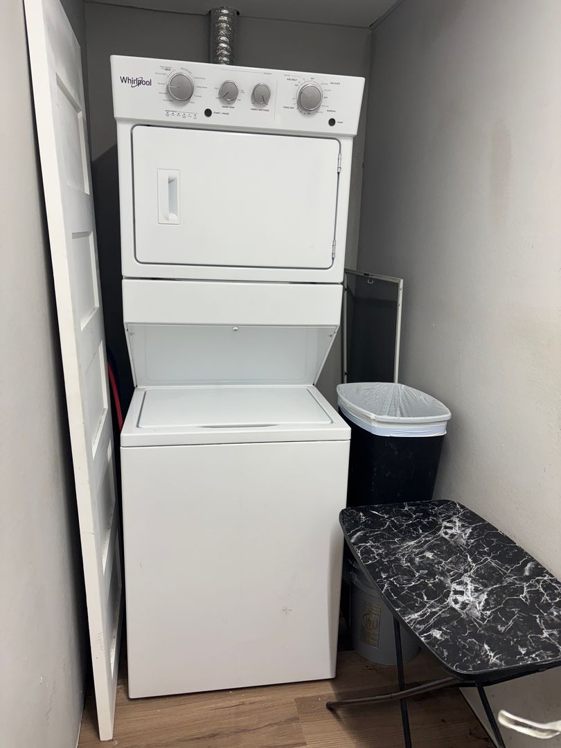 La Crosse Apartment: 720 Main St