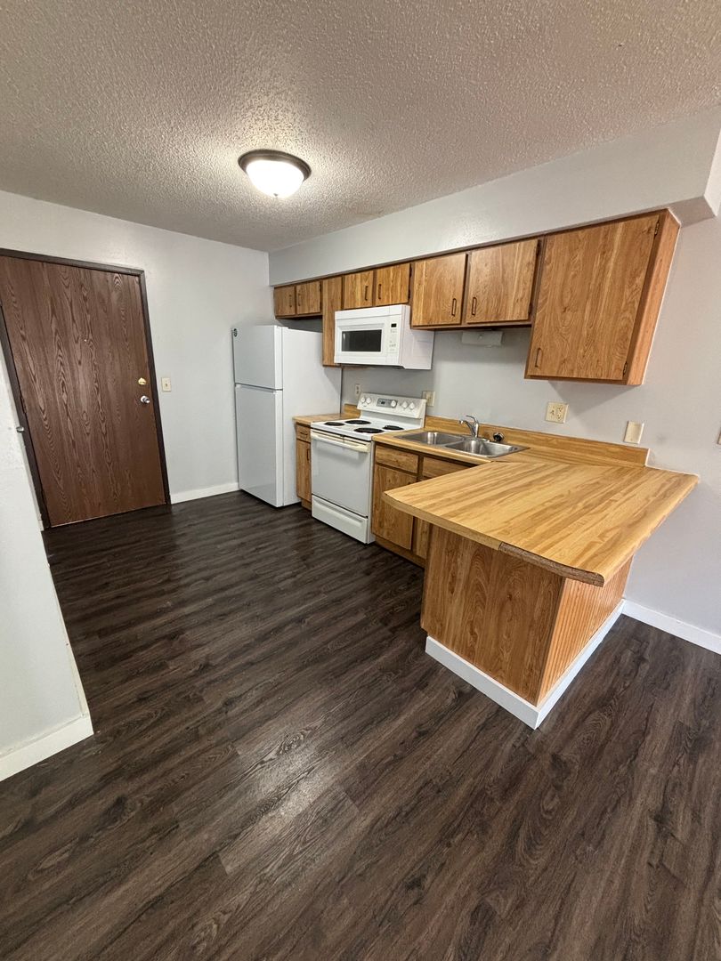 La Crosse Apartment: 333 6th St S