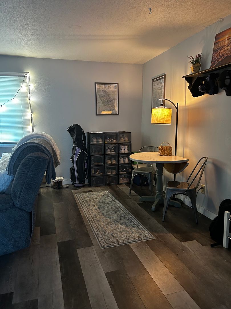 La Crosse Apartment: 1122 7th St S