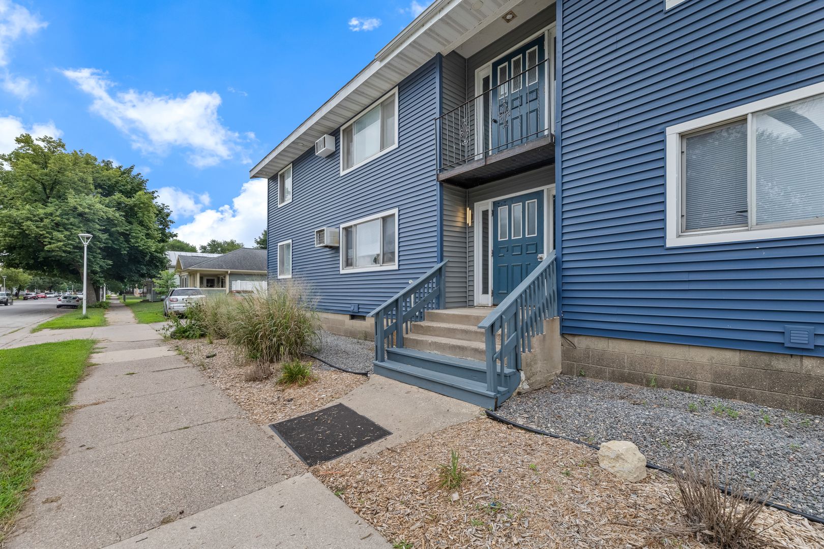 La Crosse Apartment: 802 7th St S