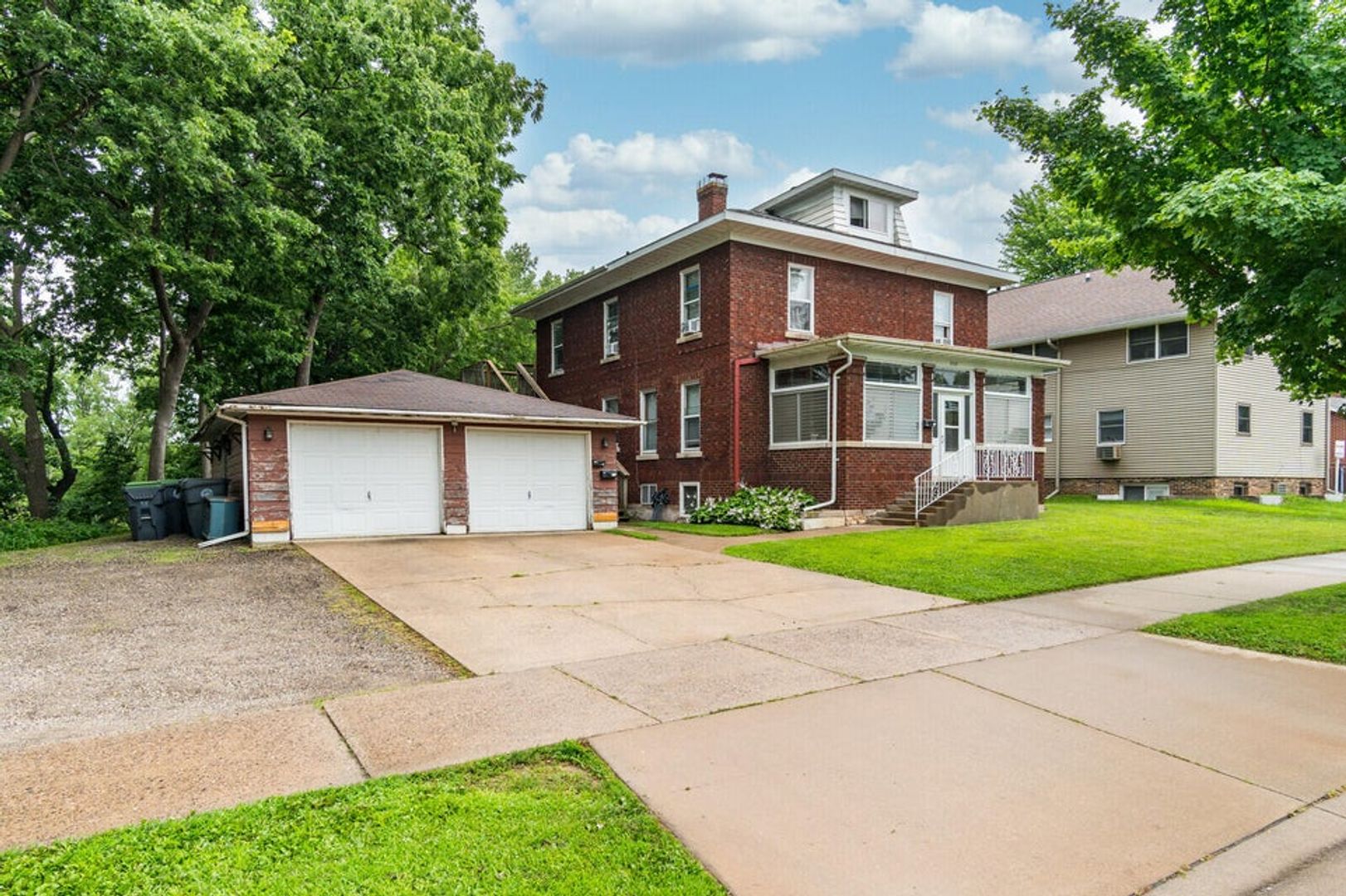 La Crosse Apartment: 903 Zeisler St