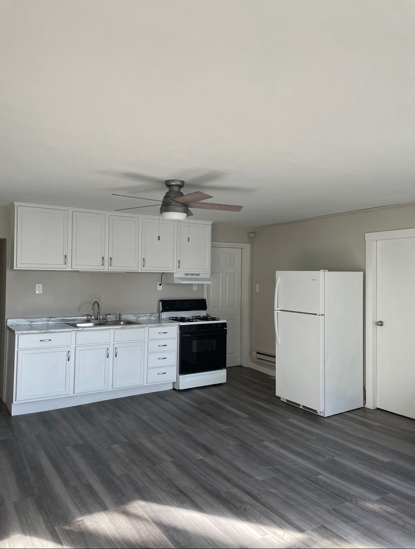 La Crosse Apartment: 1108 Rose St