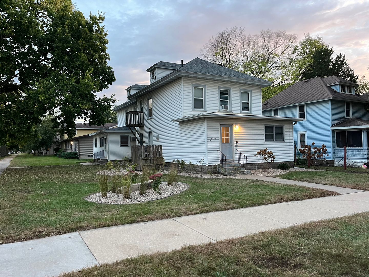 La Crosse Apartment: 1024 Main St