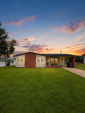 Completely Remodeled 4BR Home Steps from Alabama A&M University | Fenced Yard | Section 8 Welcome – photo 1