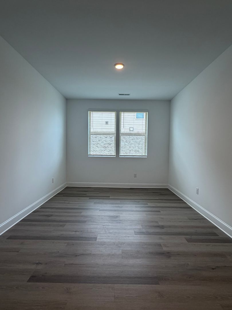 334 Mistfield Street 12 of 12