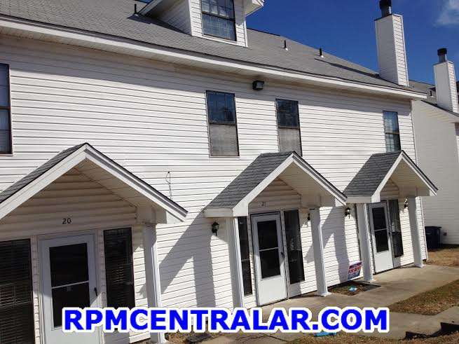 Maumelle House: 20 Edgehill Cove