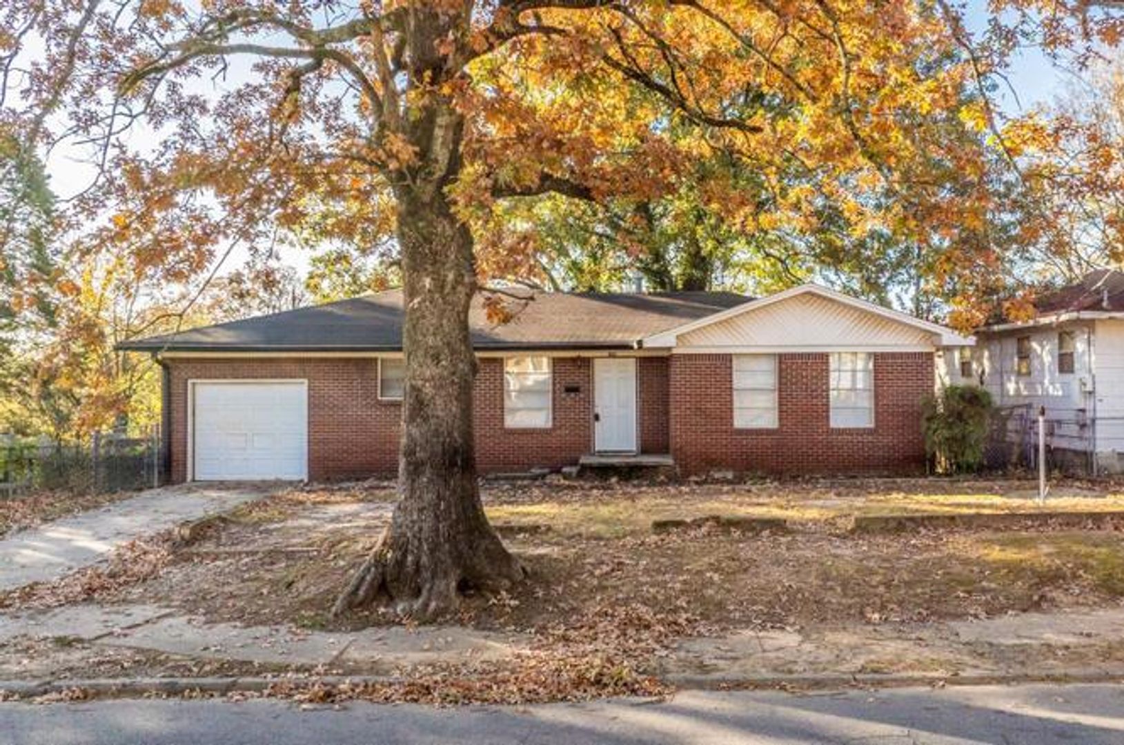 Little Rock House: 3615 W Capitol Ave.