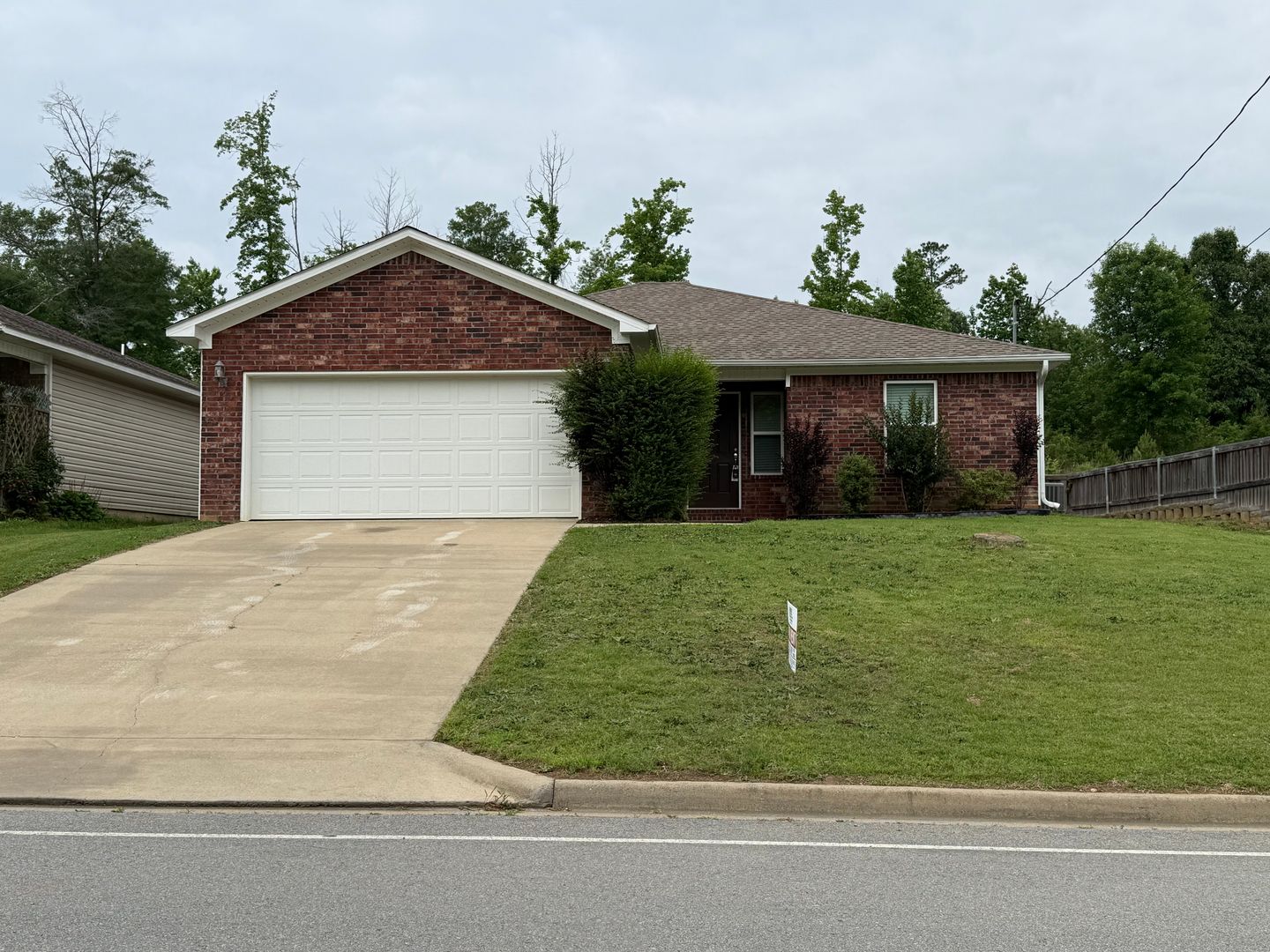 Benton House: 415 S Shady Ln.