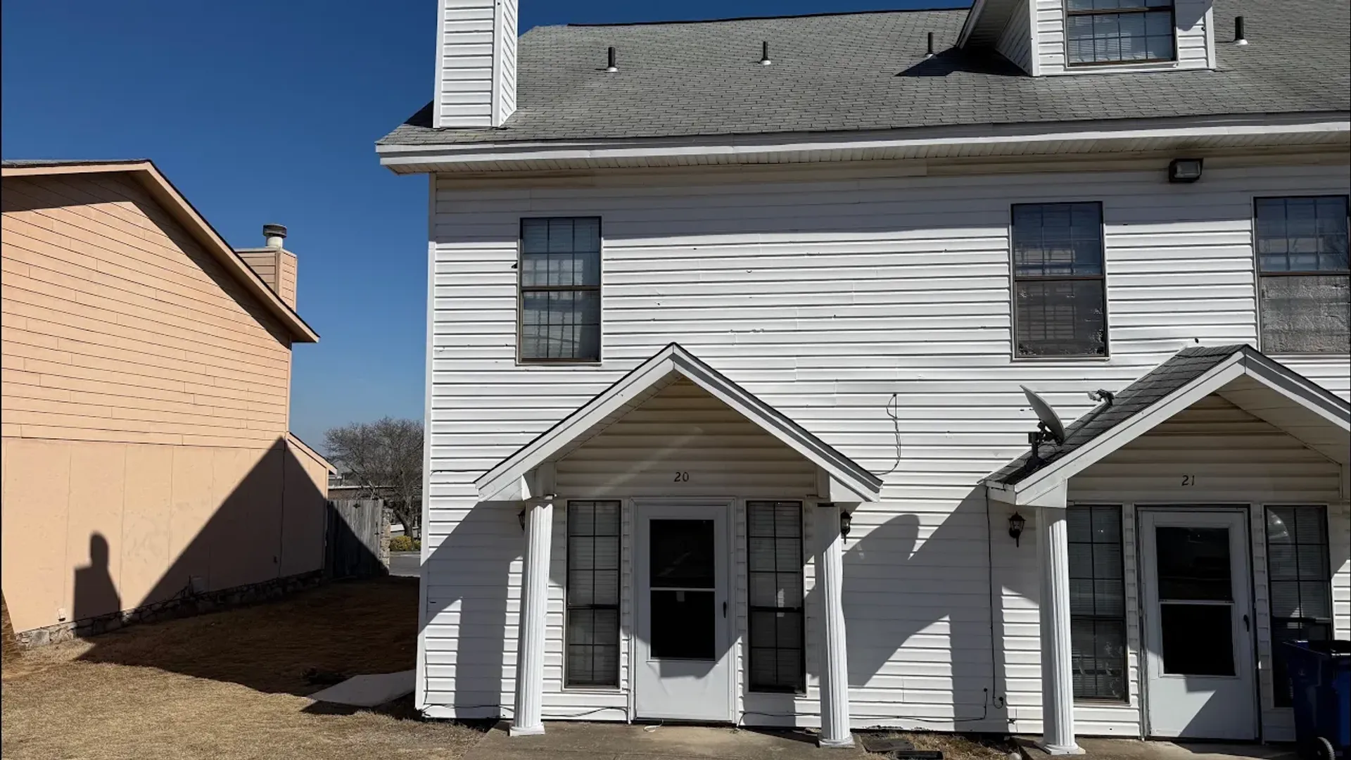 Maumelle House: 20 Edgehill Cove