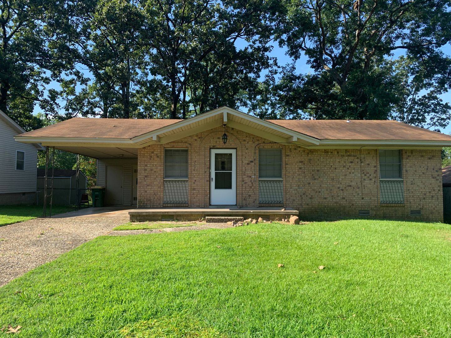 North Little Rock House: 204 Latona Lane