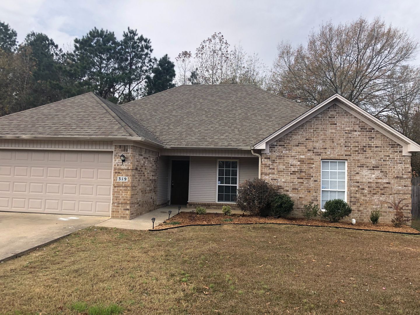 Benton House: 319 Autumn Dr.