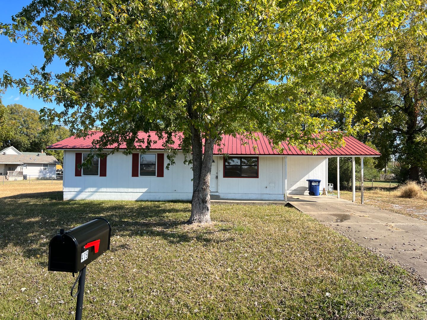 Beebe House: 419 S Cherry St
