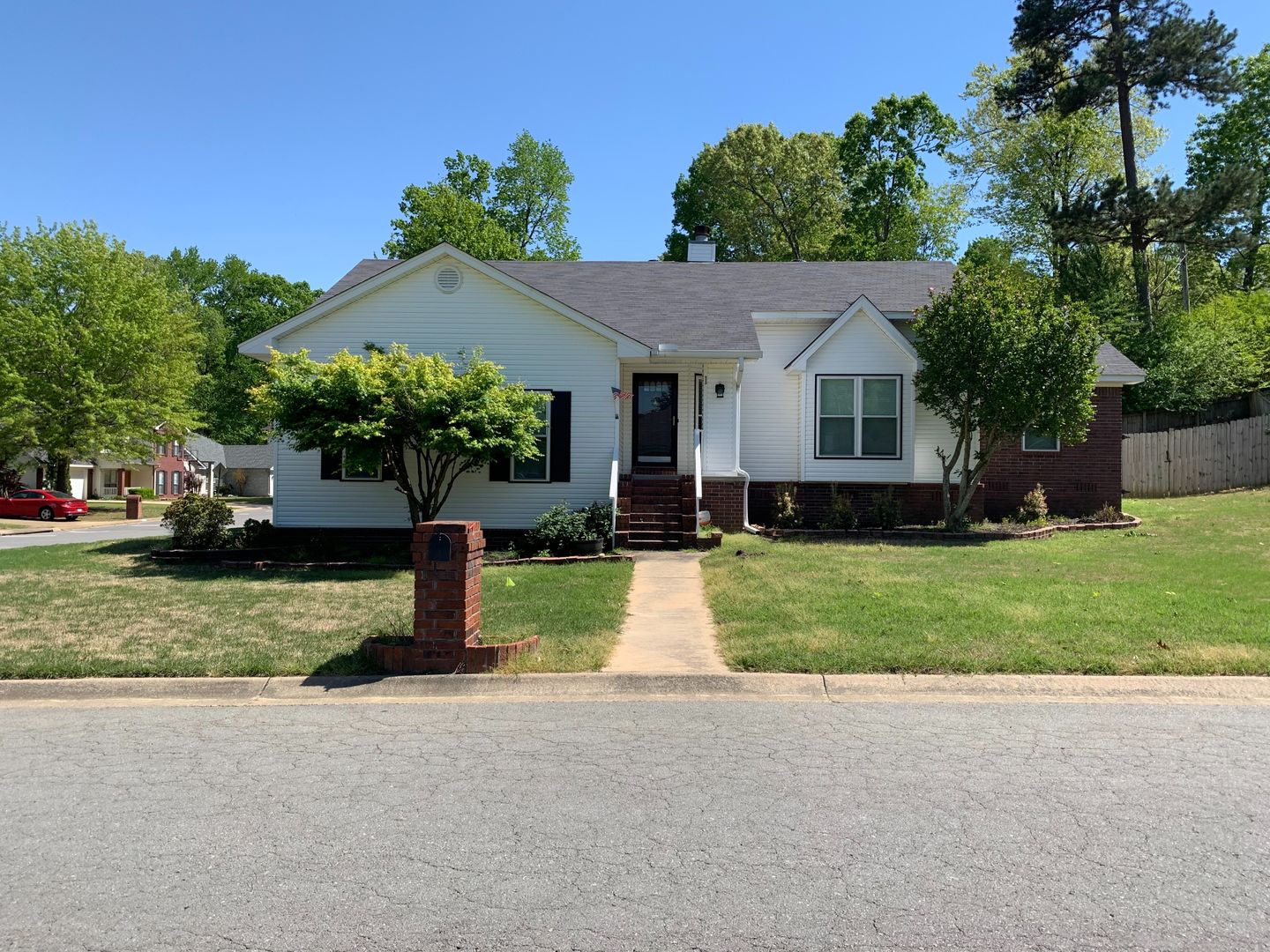 Little Rock House: 1 Summer Ridge Ct.