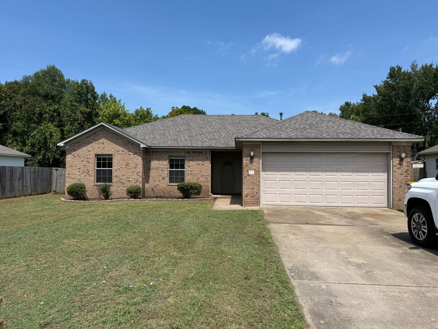 Cabot House: 32 Thunderbird Dr.