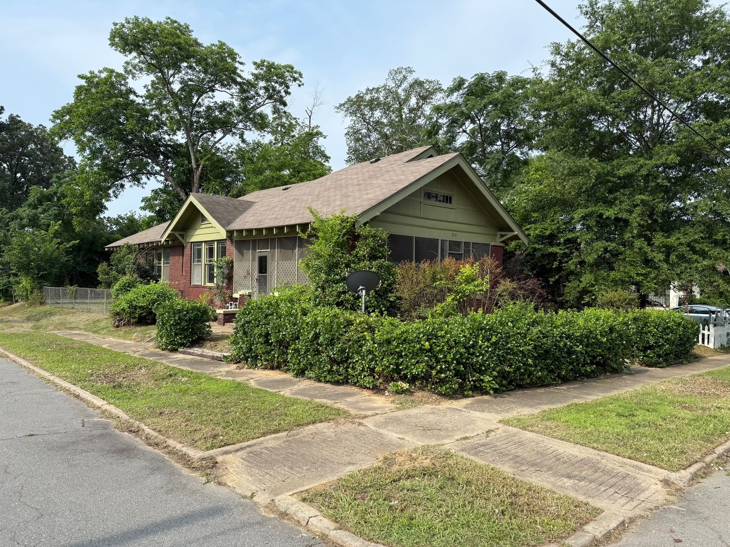 Little Rock House: 2301 W 17th St.