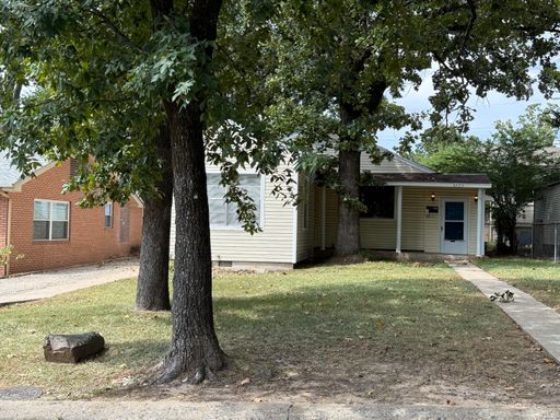 6404 Longwood Rd., Cammack Village AR 72207 - Rare find 3br 1ba rental just a few blocks from Kavanaugh