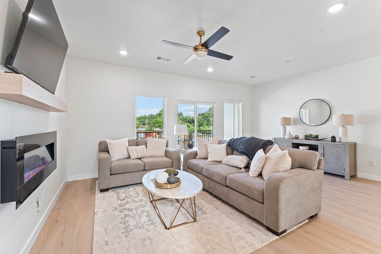 Fayettveille Townhome: 1452 W Hendon Street  - Unit 105