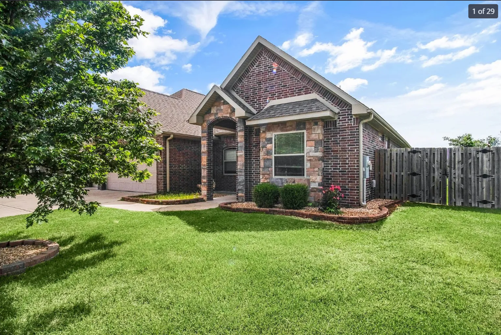 Bentonville House: 2300 Chaddington Road