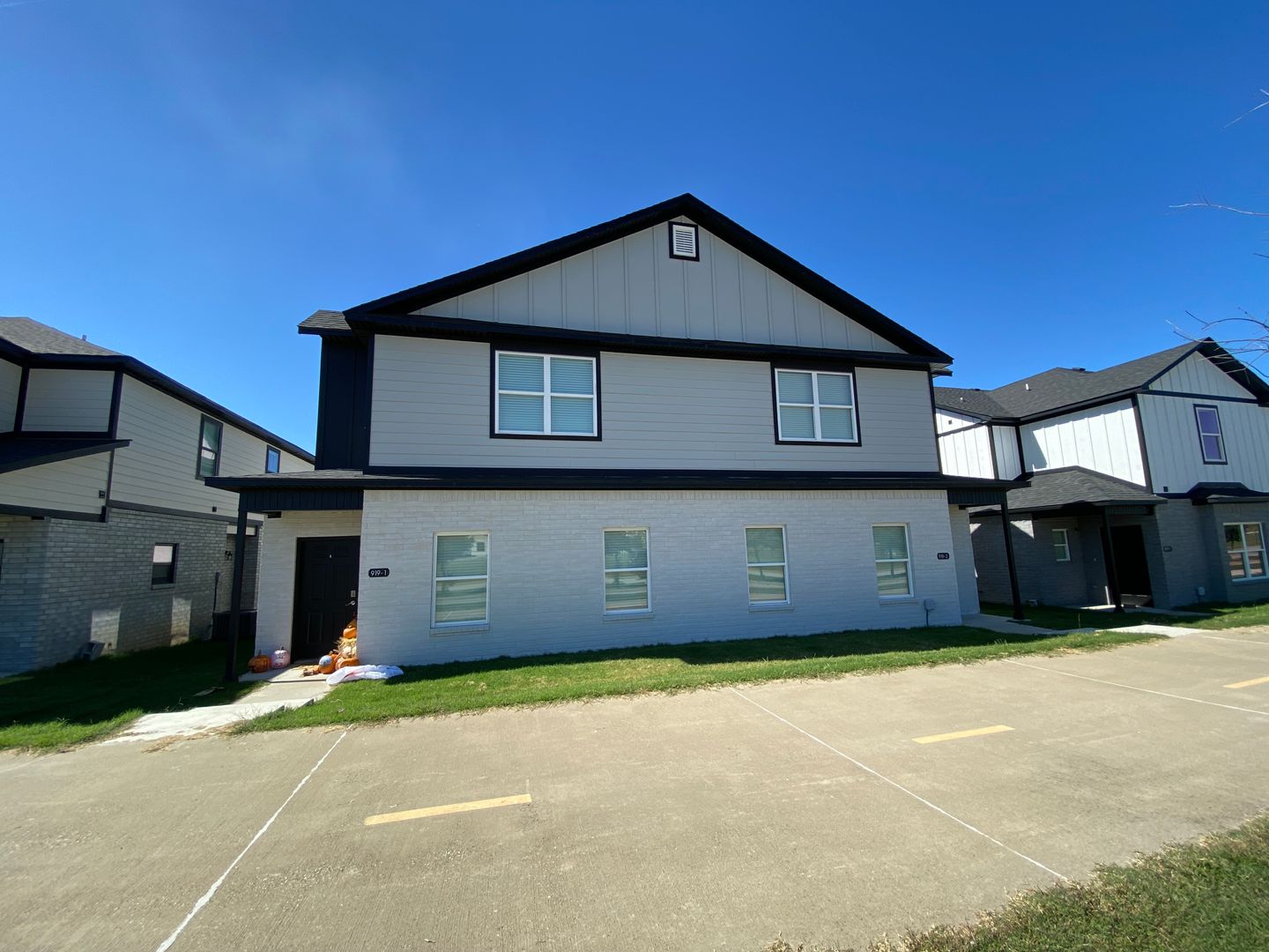 Fayetteville Apartment: 919 S Rupple Road