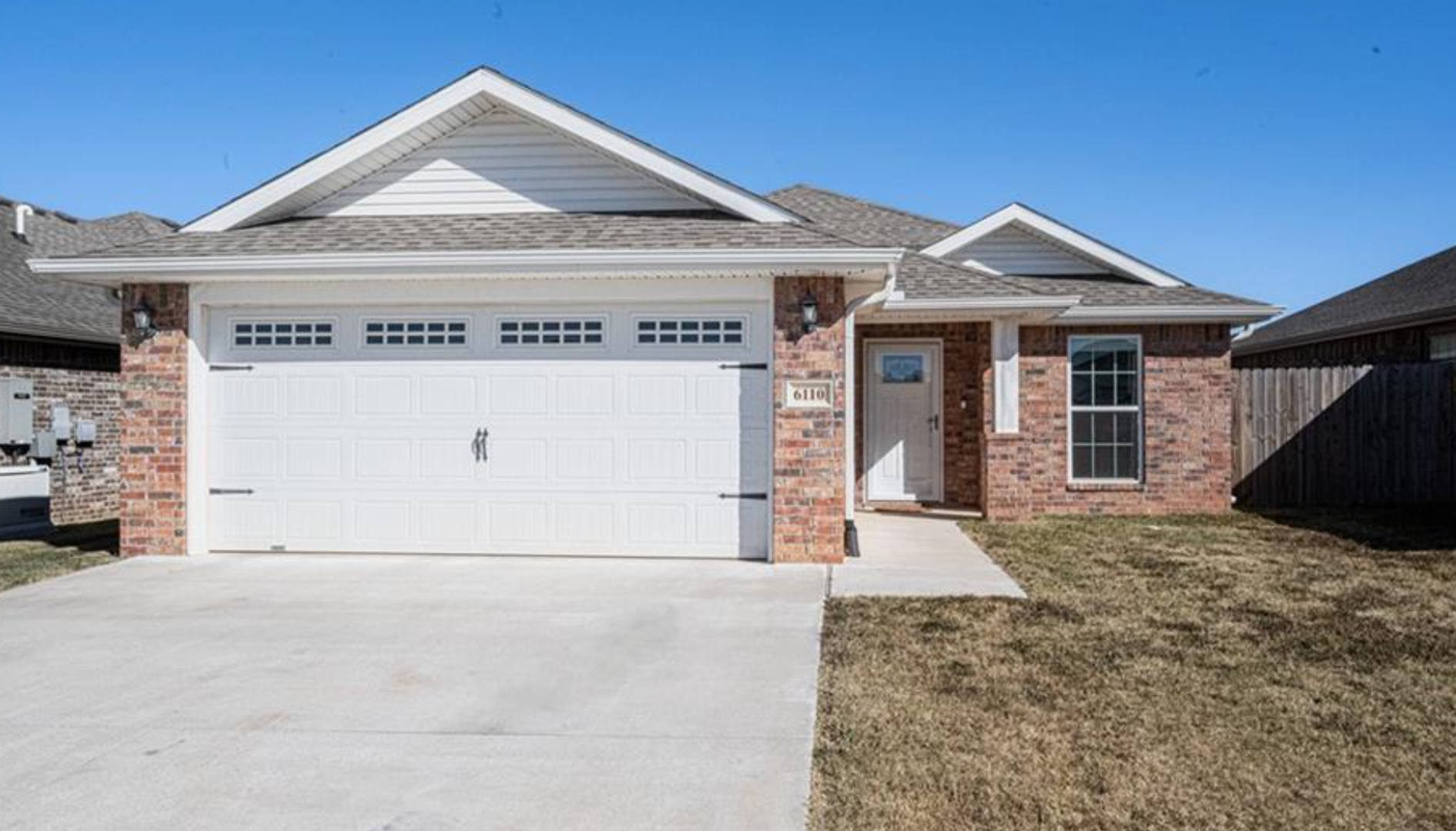 Bentonville House: 6110 NW McClellen Street