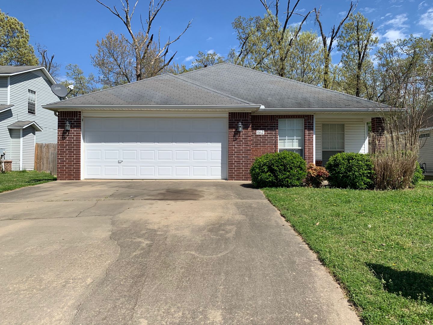 Bentonville House: 1612 Crescent Street