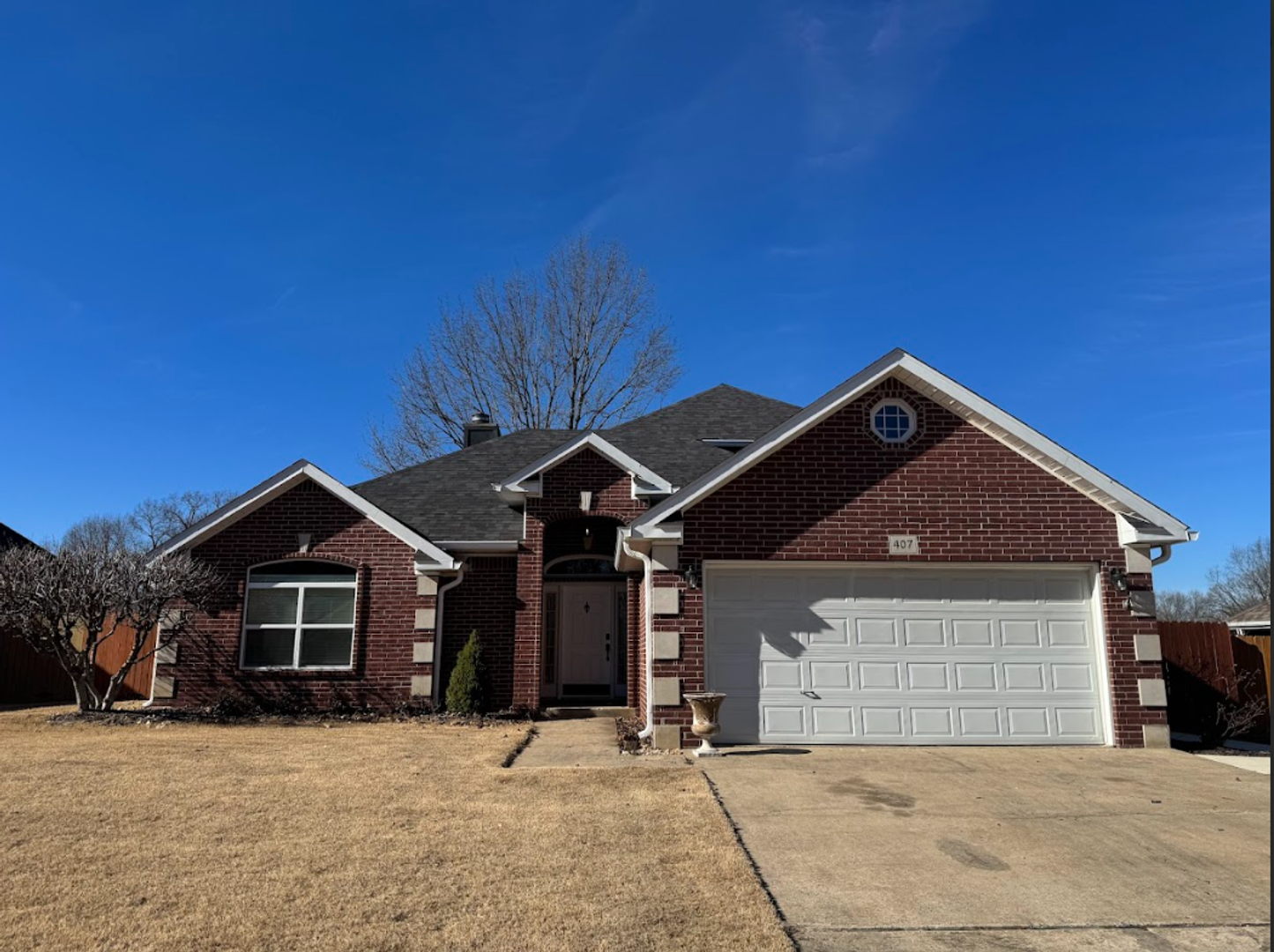 Bentonville House: 407 Old Forge Drive