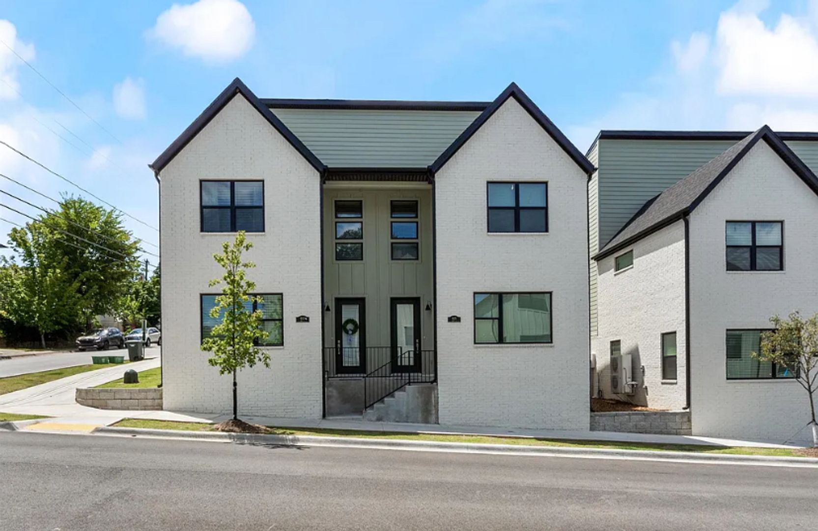 Fayetteville Apartment: 605 N Whitham Ave