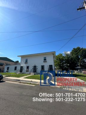 1 Bed 1 Bath Apartment less the 5 Minutes from Oaklawn!
